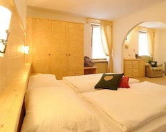 Khách sạn Alpenlife Hotel Someda (Moena, Ý)