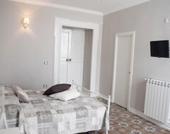 Bed & Breakfast Palazzo D'Amaro Historical Residence (Boscotrecase, Italija)