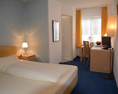 Hotel Lex im Gartenhof (Munich, Germany)