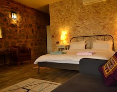 Attalos Suites Hotel (Bergama, Turkey)