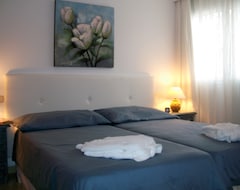 Entire House / Apartment Villa Piccola (Colonia de Sant Jordi, Spain)