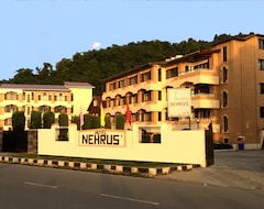 Khách sạn Hotel Nehrus (Srinagar, Ấn Độ)