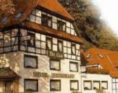 Khách sạn Die Clus (Einbeck, Đức)