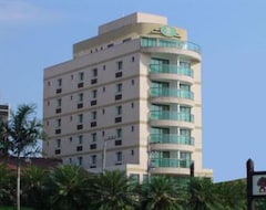 Hotel Gloria Garden suites by MN hoteis (Macaé, Brasil)