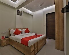 Collection O 12462 Hotel Shiv Inn (Gandhinagar, Indija)
