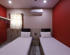 Hotel Nirmalya (Brahmapur, India)