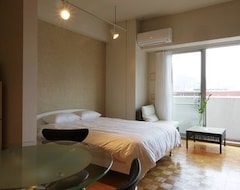 Khách sạn Shinsaibashi Suite Room (Osaka, Nhật Bản)