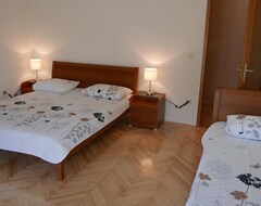 Hotel Holiday (Duće, Kroatien)