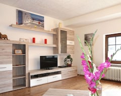 Cijela kuća/apartman Nice Apartment For 4 Guests With Wifi, Tv, Pets Allowed And Parking (Obertal, Njemačka)