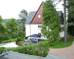 Toàn bộ căn nhà/căn hộ Villa By The Park, Heated Pool, Parking Place, Many Possibilities For Excursions (Pockau, Đức)