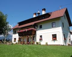 Khách sạn Lutzmannhof (Irdning, Áo)