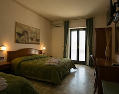 Hotel Bisceglie (Biscéglie, Italy)