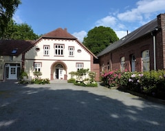 Toàn bộ căn nhà/căn hộ Romantic Estate In A Secluded Location, Wellness Oasis, Bicycles (Jade, Đức)