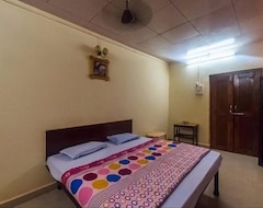 Hotel Giri Vihar (Matheran, India)