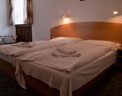 Hotel Panský Dům (Vyšší Brod, Czech Republic)