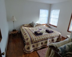 Entire House / Apartment Cedar Haven Rolla - Relax In Comfort Close To Downtown! (Rolla, USA)