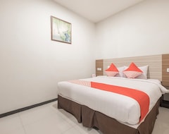 OYO 601 Hotel Agraha Makassar (Makassar, Indonesia)