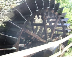 Cijela kuća/apartman Jolie LongÉre Fitted A20 Meters Of A Water Mill Wheel With State (Pommerit-le-Vicomte, Francuska)