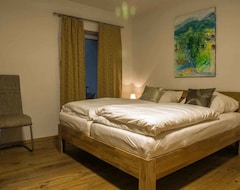 Hotel Guest Room In Rummingen 9123 By Redawning (Rümmingen, Germany)