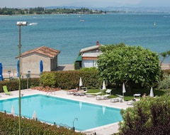 Khách sạn Hotel Ristorante Al Fiore (Peschiera del Garda, Ý)