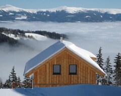 Tüm Ev/Apart Daire Luxurious Holiday Home With Sauna, Right On The Ski Slope (Sankt Paul im Lavanttal, Avusturya)