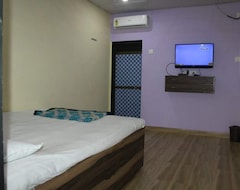 Lomakeskus Kashid Sai Kishan Resort (Kashid, Intia)