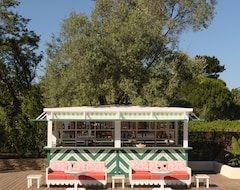 Hotel La Tartane Saint Amour (Saint-Tropez, France)