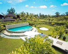 Khách sạn Kudat Riviera Exclusive Beach Villas (Kudat, Malaysia)