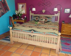 Chocolate Turtle Bed & Breakfast (Corrales, USA)