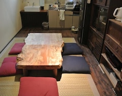 Pensión Guest House KuKu (Niigata, Japón)