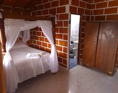 Entire House / Apartment Cottage (Uramita, Colombia)