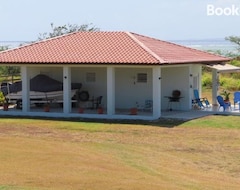 Toàn bộ căn nhà/căn hộ Culebra Ocean Front Marbella (Culebra, Puerto Rico)