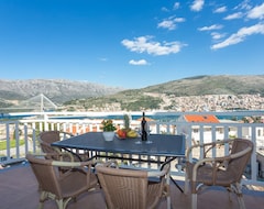 Otel Burum Accommodation (Dubrovnik, Hırvatistan)