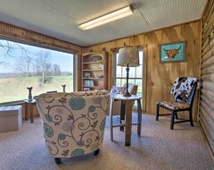Hele huset/lejligheden New! Highland Haven: Cabin On Working Cattle Farm! (McKee, USA)