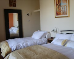 Hotel The Elbow Room (Kirkcaldy, United Kingdom)
