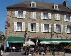 Logis -Hotel & Restaurant De La Place (Aunay-sur-Odon, Francuska)