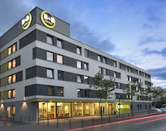 Khách sạn B&B HOTEL Saarbrücken-Hbf (Saarbrucken, Đức)