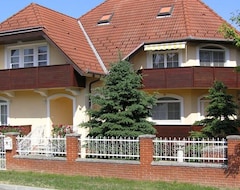 Khách sạn Jakab (Hévíz, Hungary)