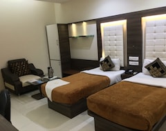 Hotel Ashish (Bharuch, Hindistan)