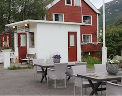 Hotel Flatheim Friluftsgard (Høyanger, Norveška)