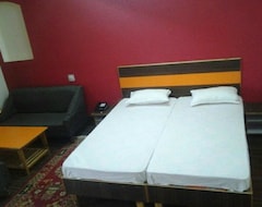 Khách sạn Baakhlee Hotel (Gangolihat, Ấn Độ)