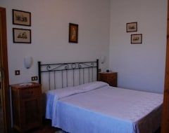 Hotel Agriturismo Campo Contile (Chianciano Terme, Italy)