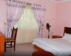 Khách sạn Specs Suite (Calabar, Nigeria)