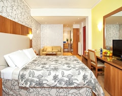 Hotel Leto Boutique - Across Hotels & Resorts (Agrinio, Yunanistan)