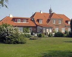 Khách sạn Langebjerg Pension (Allinge-Gudhjem, Đan Mạch)