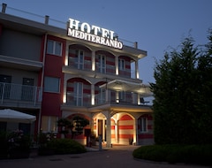 Khách sạn Hotel Motel Mediterraneo (Villa Cortese, Ý)