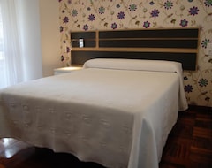 Pansiyon Hostal San Fernando (Santander, İspanya)