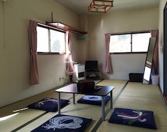 Hotelli Lodge Kotobuki (Takayama, Japani)
