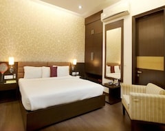 Khách sạn OYO 10581 Platinum Residency (Capital, Ấn Độ)