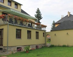 Guesthouse Penzion Fialka (Velké Losiny, Czech Republic)